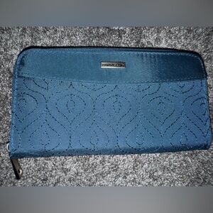 NWOT Travelon blue Patterned by Women's wallet/ wristlet
